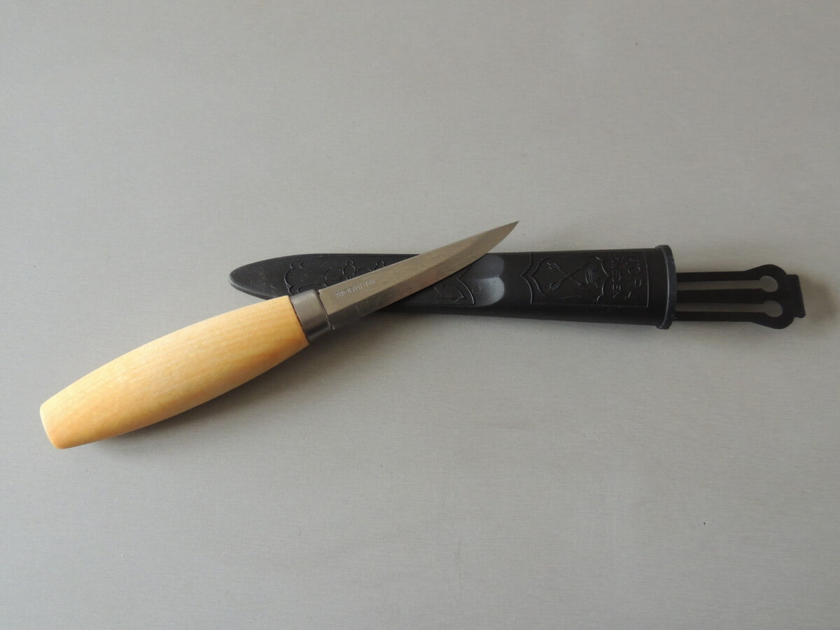 couteau opinel manche bouleau à lame inox 8cm